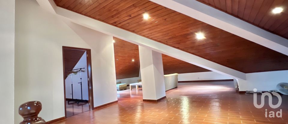 Ferme T6 à Quintela de Azurara de 450 m²