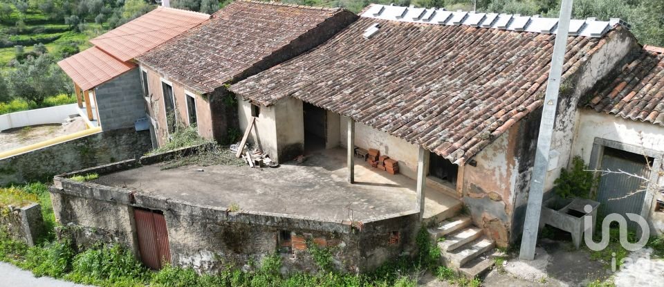 Casa de aldeia T4 em São Miguel, Santa Eufémia e Rabaçal de 190 m²