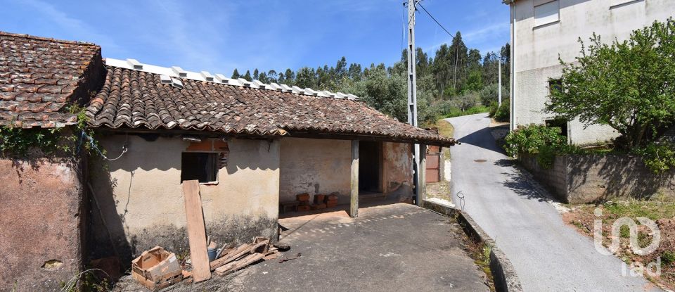 Casa de aldeia T4 em São Miguel, Santa Eufémia e Rabaçal de 190 m²