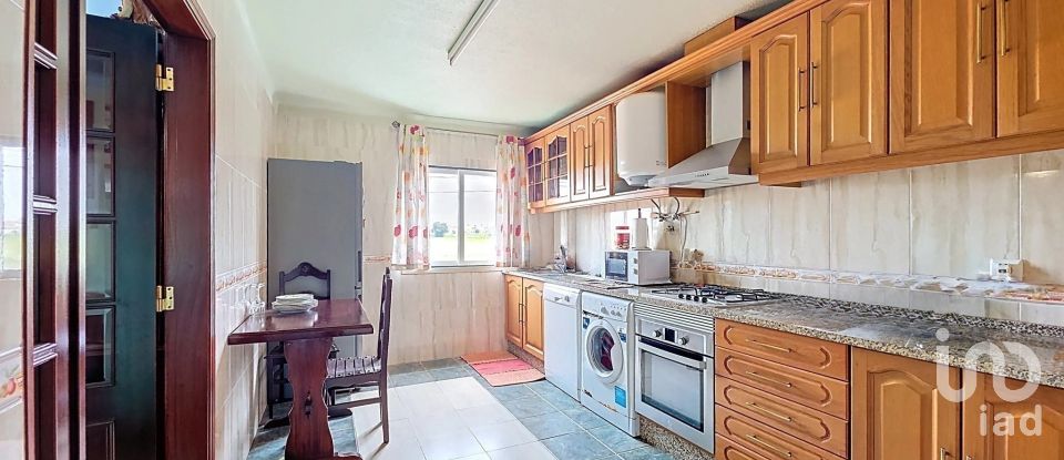 House T5 in Benfica do Ribatejo of 175 m²