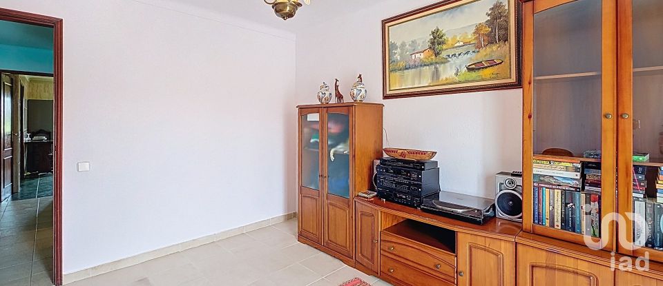 House T5 in Benfica do Ribatejo of 175 m²