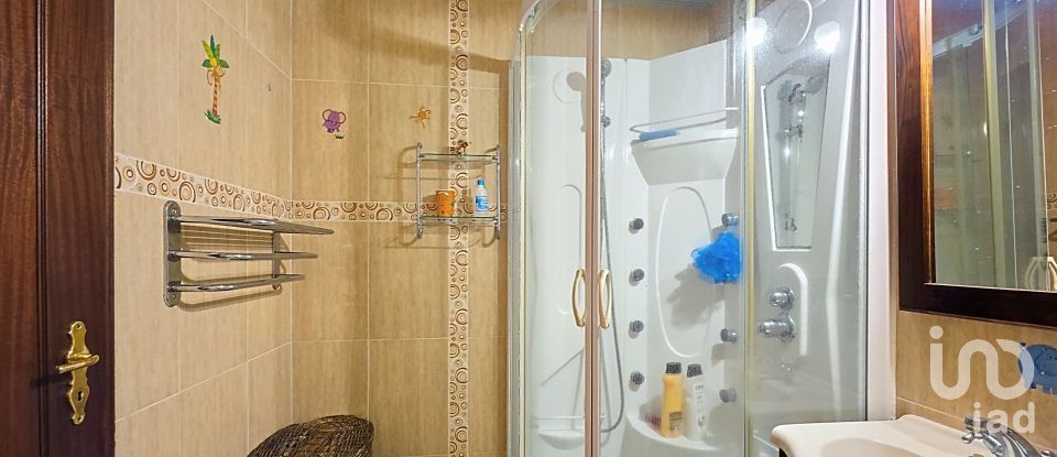 House T5 in Benfica do Ribatejo of 175 m²