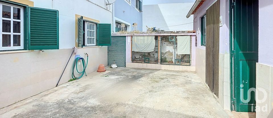 House T5 in Benfica do Ribatejo of 175 m²