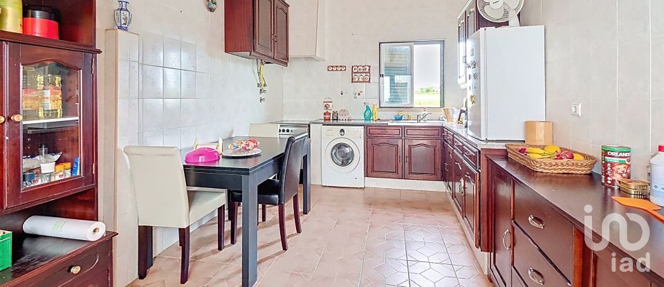 House T5 in Benfica do Ribatejo of 175 m²