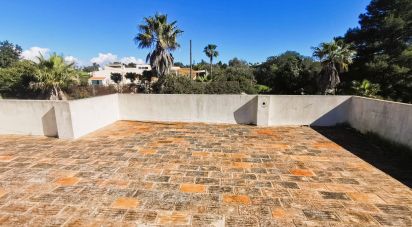 Maison T3 à Estômbar e Parchal de 235 m²