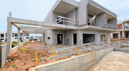 Maison T4 à Estômbar e Parchal de 250 m²