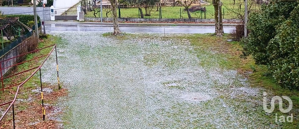 Prédio em Orjais de 639 m²