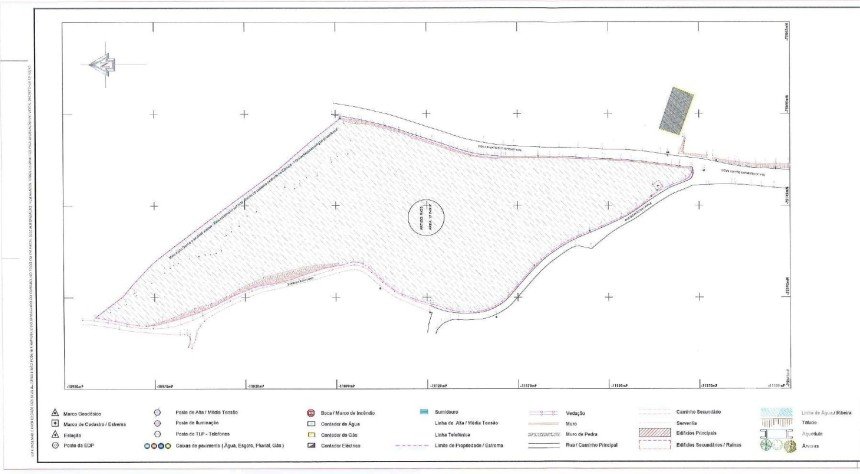 Terrain à Alcobaça e Vestiaria de 17 749 m²
