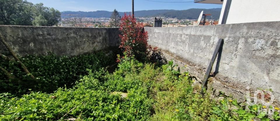 Moradia T2 em Santa Marta de Portuzelo de 120 m²