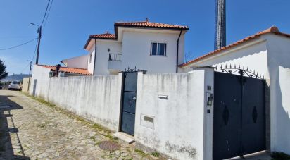 House T2 in Santa Marta de Portuzelo of 128 m²