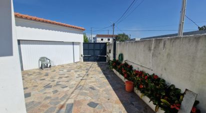 House T2 in Santa Marta de Portuzelo of 128 m²
