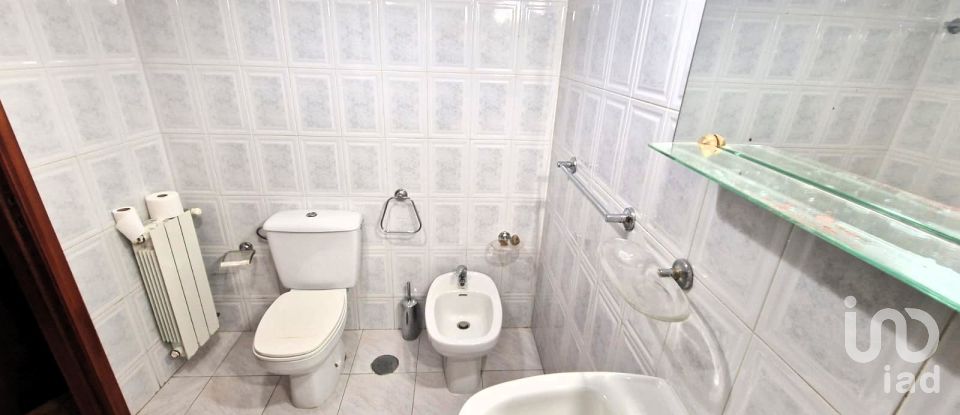 Moradia T2 em Santa Marta de Portuzelo de 128 m²