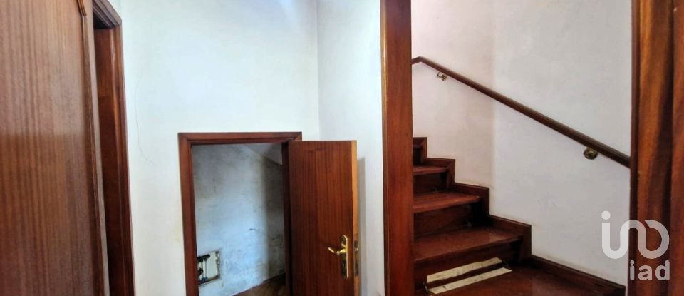 Moradia T2 em Santa Marta de Portuzelo de 128 m²