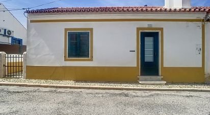 Moradia T2 em Nossa Senhora da Conceição e São Bartolomeu de 97 m²