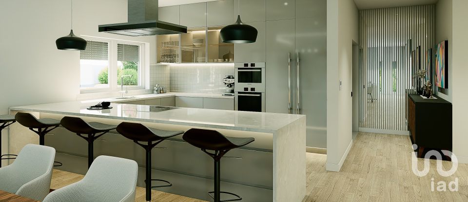 Moradia T3 em Rio Maior de 167 m²