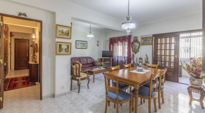 Apartment T3 in São Domingos De Benfica of 97 m²