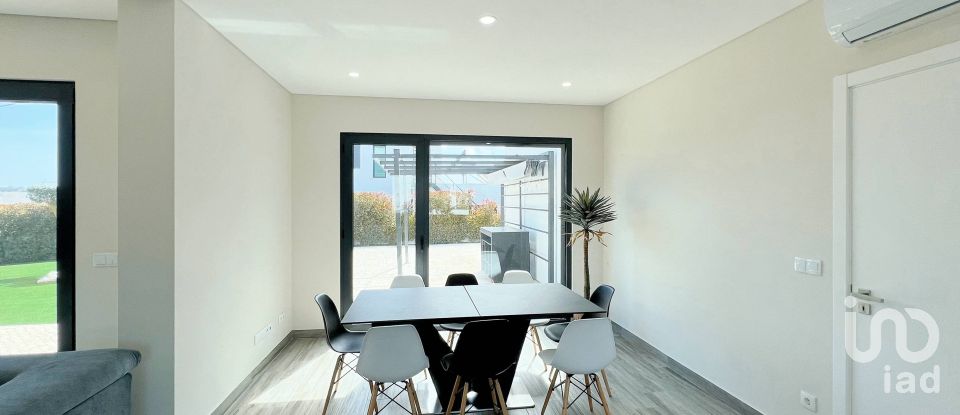 Moradia T4 em Carvalhal de 227 m²