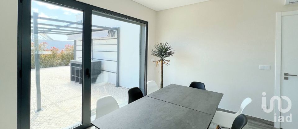 Moradia T4 em Carvalhal de 227 m²