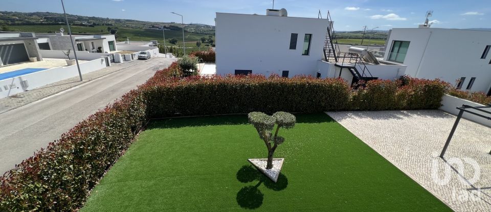 Moradia T4 em Carvalhal de 227 m²