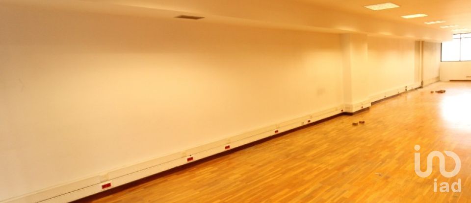 Loja / Estabelecimento Comercial em Bonfim de 197 m²