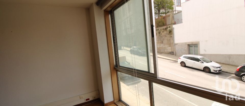 Loja / Estabelecimento Comercial em Bonfim de 197 m²