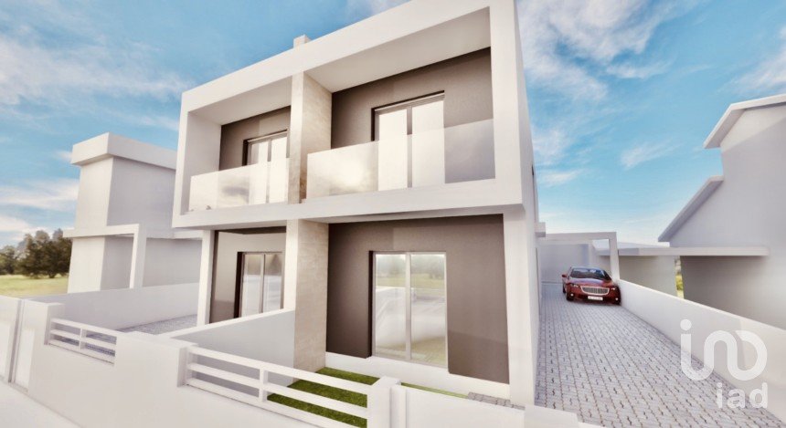 Moradia T3 em Fernão Ferro de 109 m²