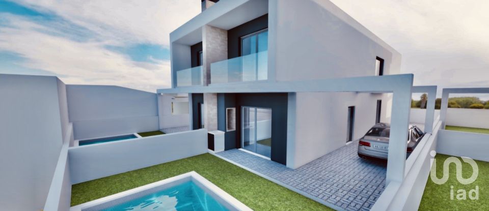 Moradia T3 em Fernão Ferro de 109 m²