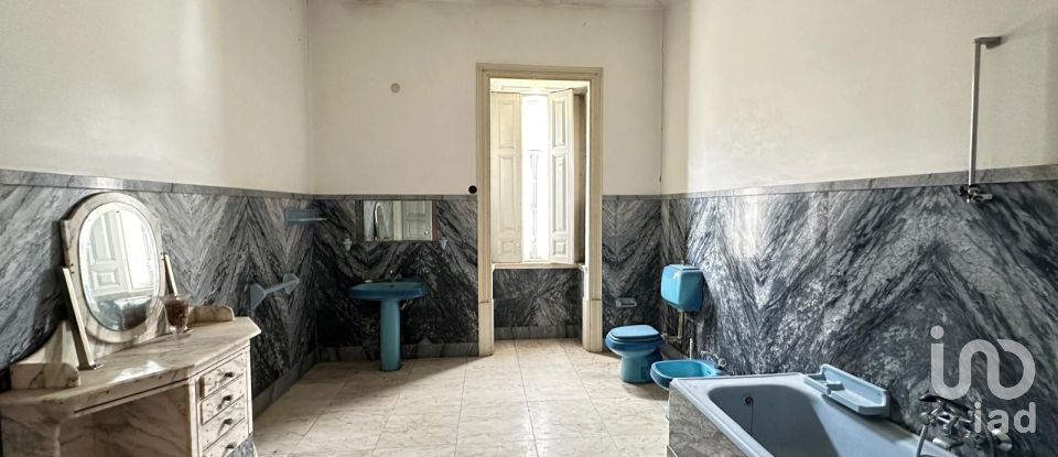 House T19 in Tortosendo of 1,200 m²