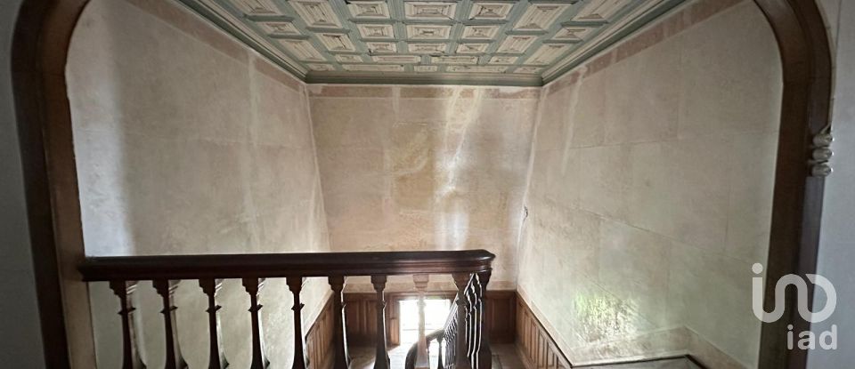 House T19 in Tortosendo of 1,200 m²