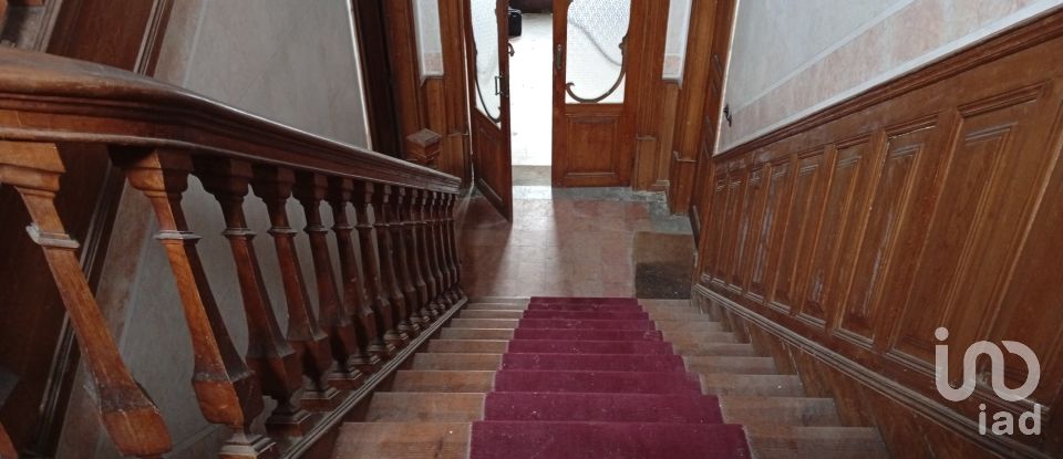 House T19 in Tortosendo of 1,200 m²