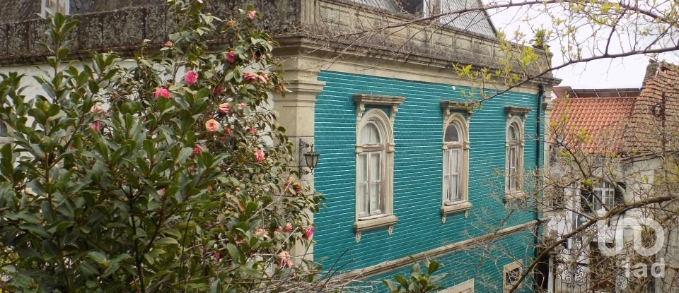 House T19 in Tortosendo of 1,200 m²