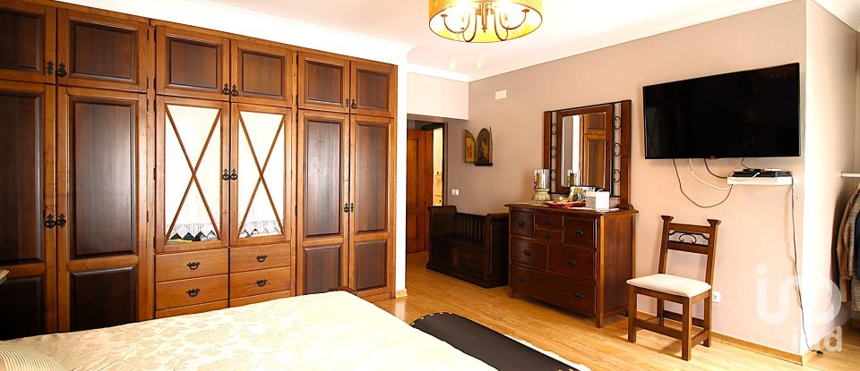 Gîte T4 à Borba (São Bartolomeu) de 197 m²