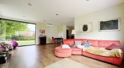 House T4 in Penso of 276 m²