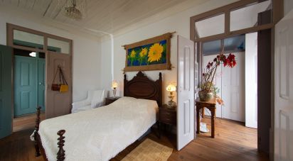 Maison traditionnelle T8 à Vila Nova do Ceira de 394 m²