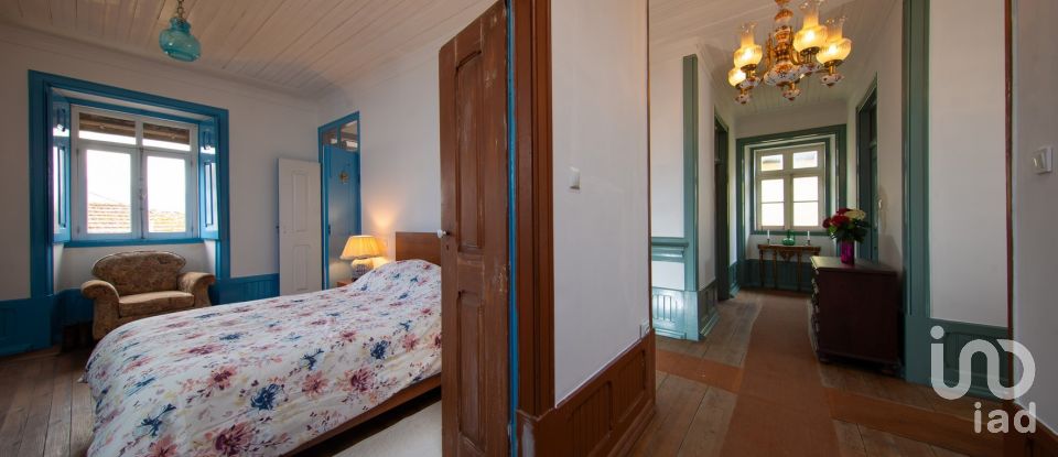 Maison traditionnelle T8 à Vila Nova do Ceira de 394 m²