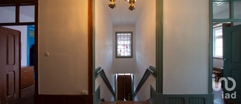 Maison traditionnelle T8 à Vila Nova do Ceira de 394 m²