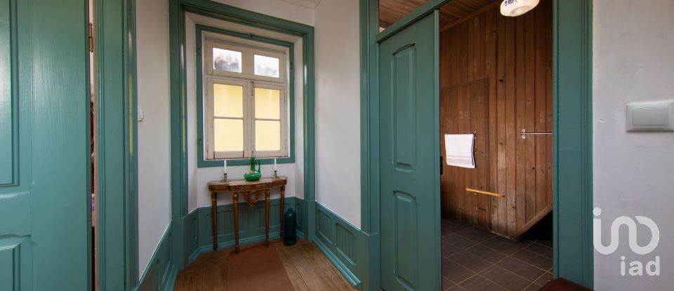 Maison traditionnelle T8 à Vila Nova do Ceira de 394 m²