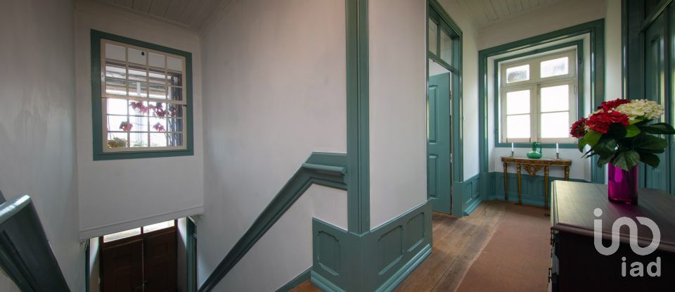 Maison traditionnelle T8 à Vila Nova do Ceira de 394 m²
