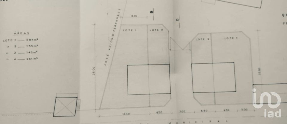 Terreno urbano em Parada de Cunhos de 439 m²