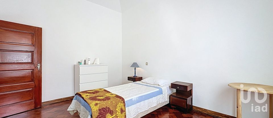 House T4 in São Vicente of 192 m²