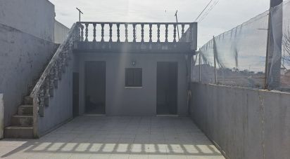 House T3 in Mafamude e Vilar do Paraíso of 123 m²