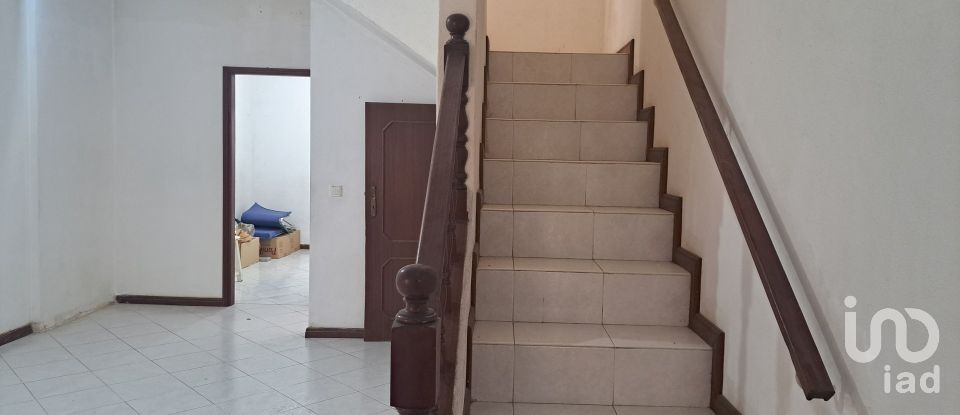 Moradia T3 em Mafamude e Vilar do Paraíso de 123 m²