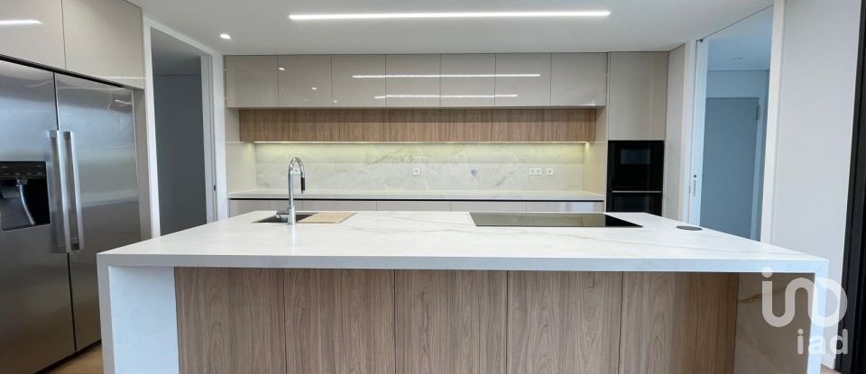 Demeure T3 à Abade de Neiva de 308 m²