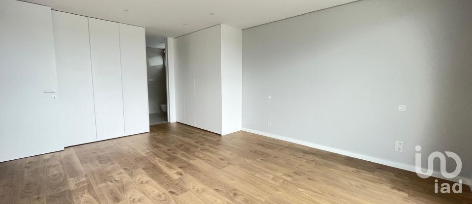 Maison T3 à Abade de Neiva de 308 m²