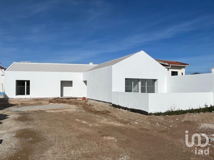 Moradia T2 em Lourinhã e Atalaia de 84 m²
