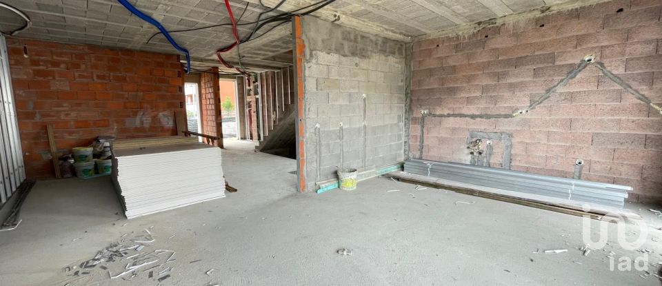 House T3 in Barcelos, Vila Boa e Vila Frescainha (São Martinho e São Pedro) of 176 m²