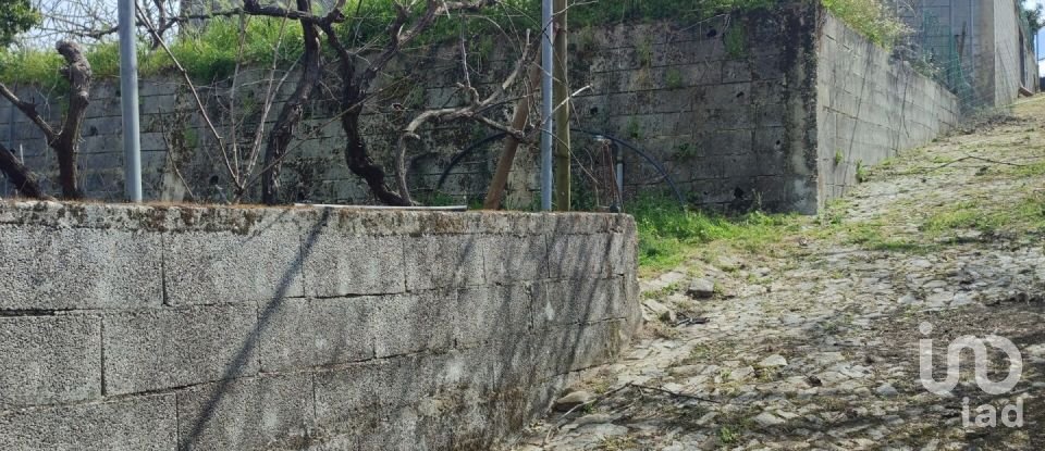 Moradia T5 em Covas e Vila Nova de Oliveirinha de 243 m²