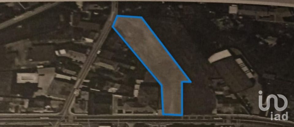 Land in Vieira de Leiria of 2,780 m²