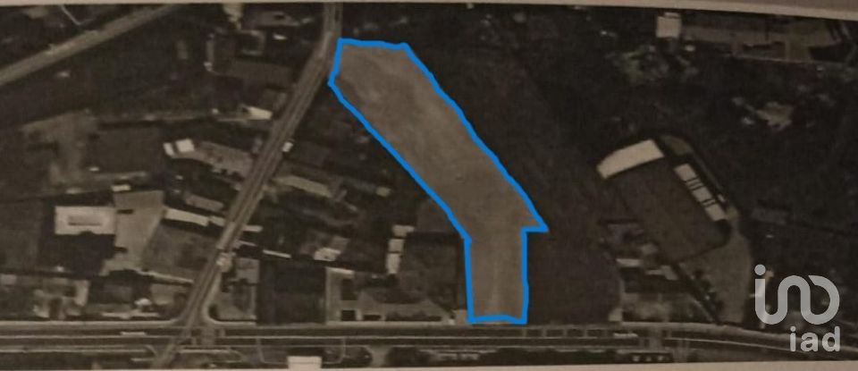 Land in Vieira de Leiria of 2,780 m²