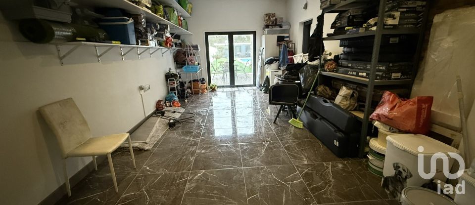 Maison traditionnelle T4 à Corroios de 260 m²